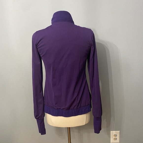 Lululemon Zip Jacket Ruching Thumb Hole Emblem Size 4 Purple - Picture 9 of 11